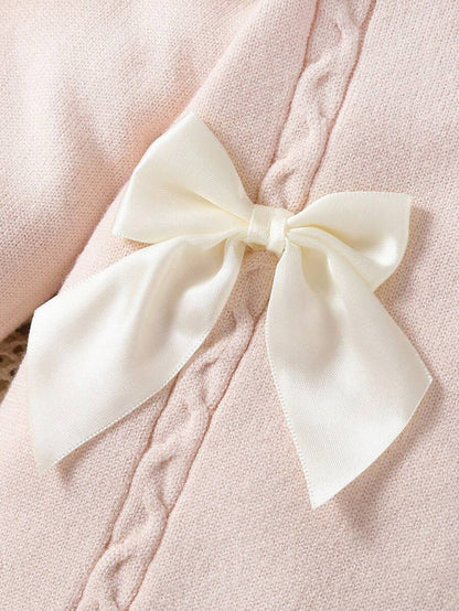 Souflis Souflis Babymeisjestrui, gebreide coltrui, lange mouwen jumpsuit met voetjes, comfortabel voor herfst/winter, handgemaakte strikdecoratie, elegant kabelontwerp, veelzijdig voor dagelijks gebruik, binnen, buiten, reizen, geel/lichtgeel